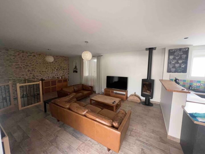 Maison Avec Piscine Dans Un Magnifique Village - Alès