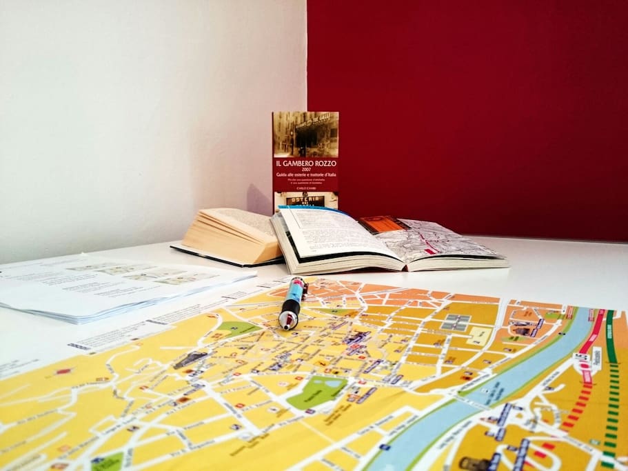 La comoda scrivania è presente in entrambe le camere per permettervi di pianificare itinerari e di scrivere le cartoline.