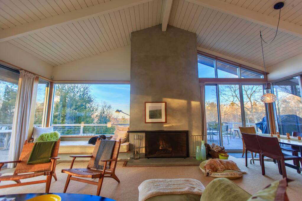 livingroom with fireplace
