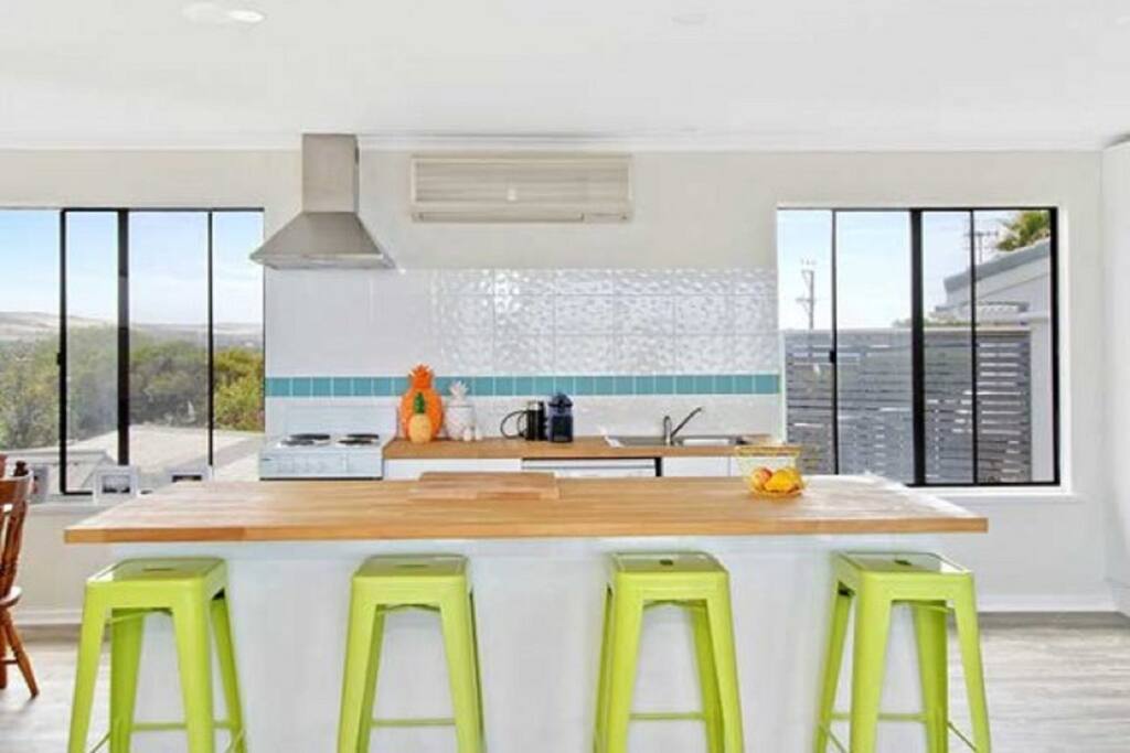 Enjoy a WeberQ and a dishwasher