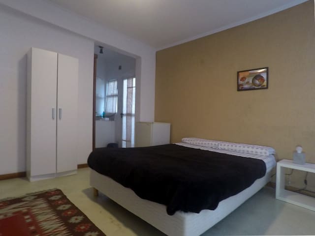 Excellent studio apartment in downtown area 6