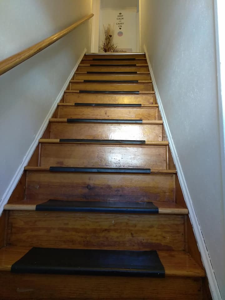 Bright Charming Serene Home In City Center - Norfolk, MA