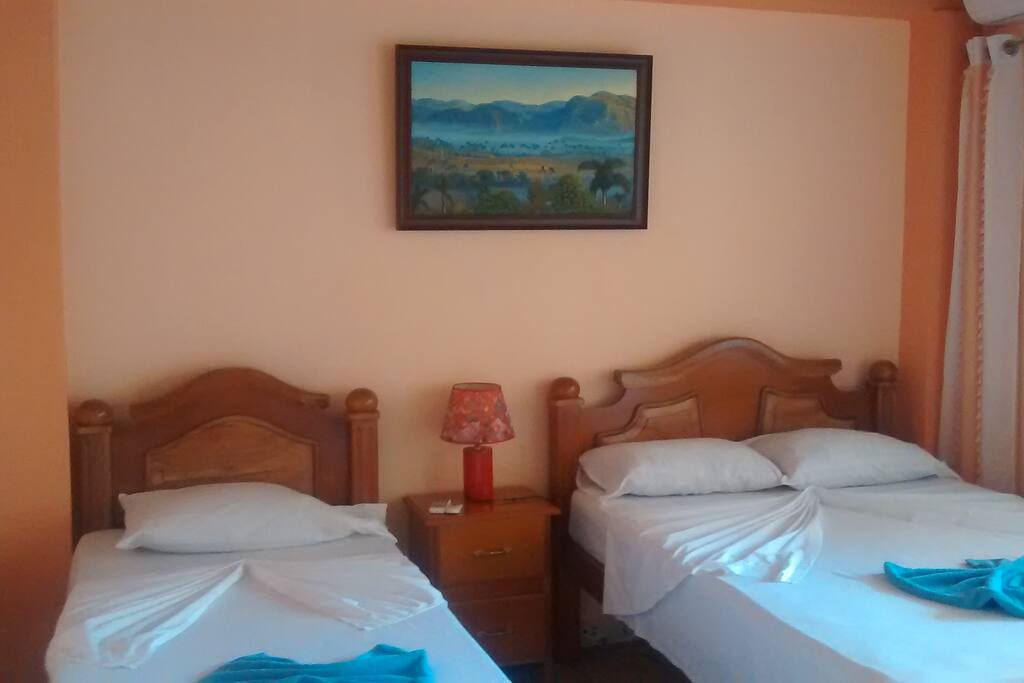 Camas de la habitación 2