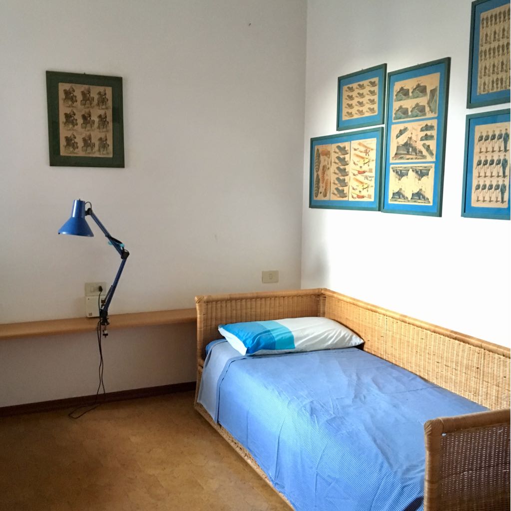 单人房，可添加1张床和2张单人床