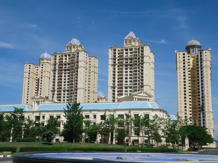 Airbnb at Hiranandani Parks, Oragadam