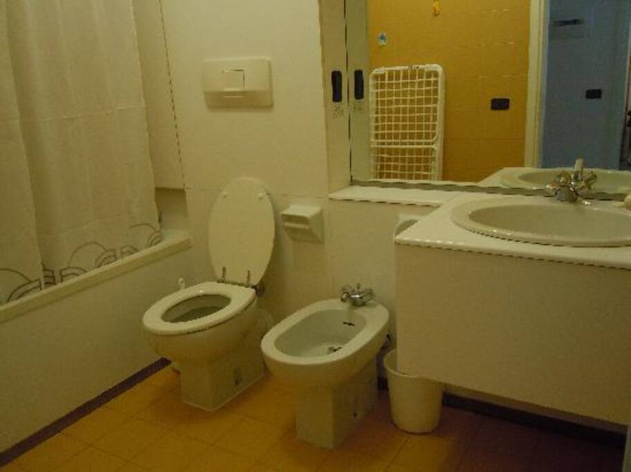bagno con vasca