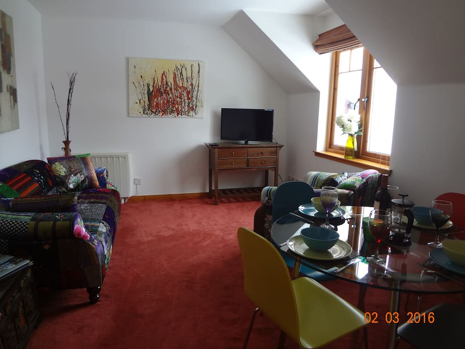 TV with FreeView