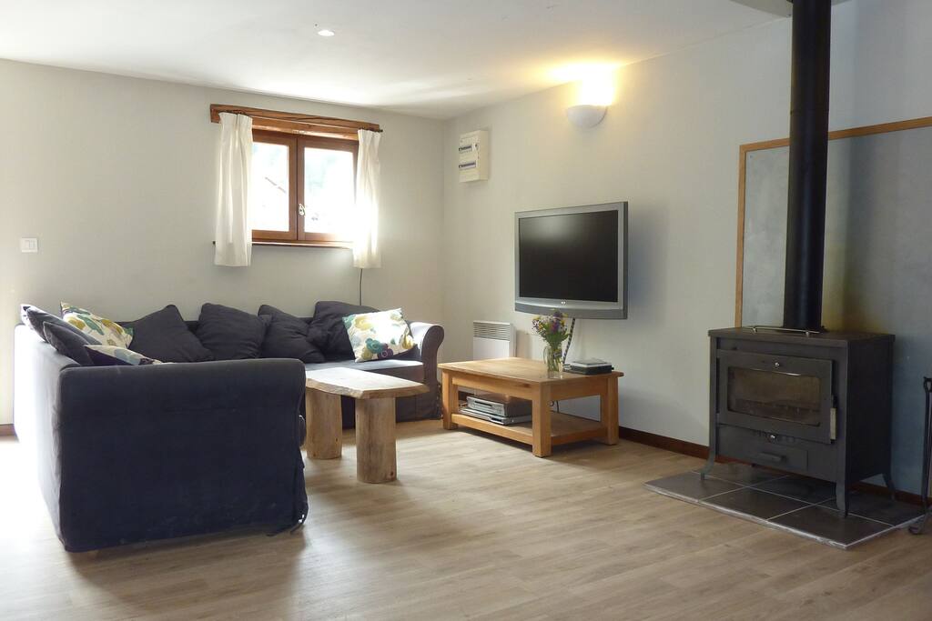 Apartment lounge