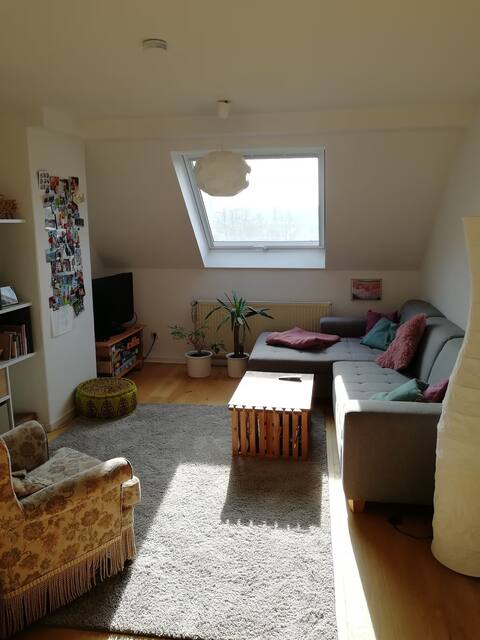 Gemütliche Dachgeschosswohnung, nahe Altstadt