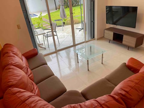 Successful Airbnb property: Villa close to the beach, free bikes. in Solidaridad