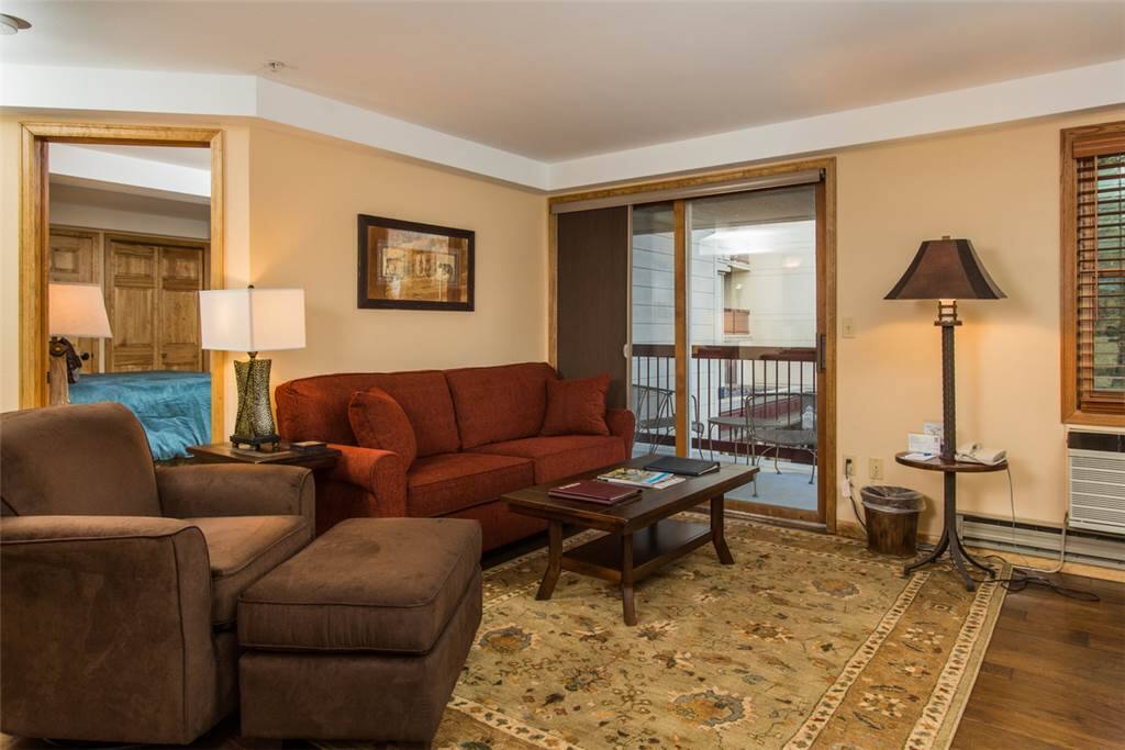Couch,Furniture,Indoors,Room,Floor