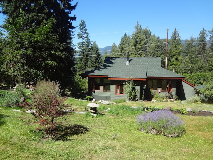 Castlegar Vacation Rentals & Homes British Columbia, Canada Airbnb