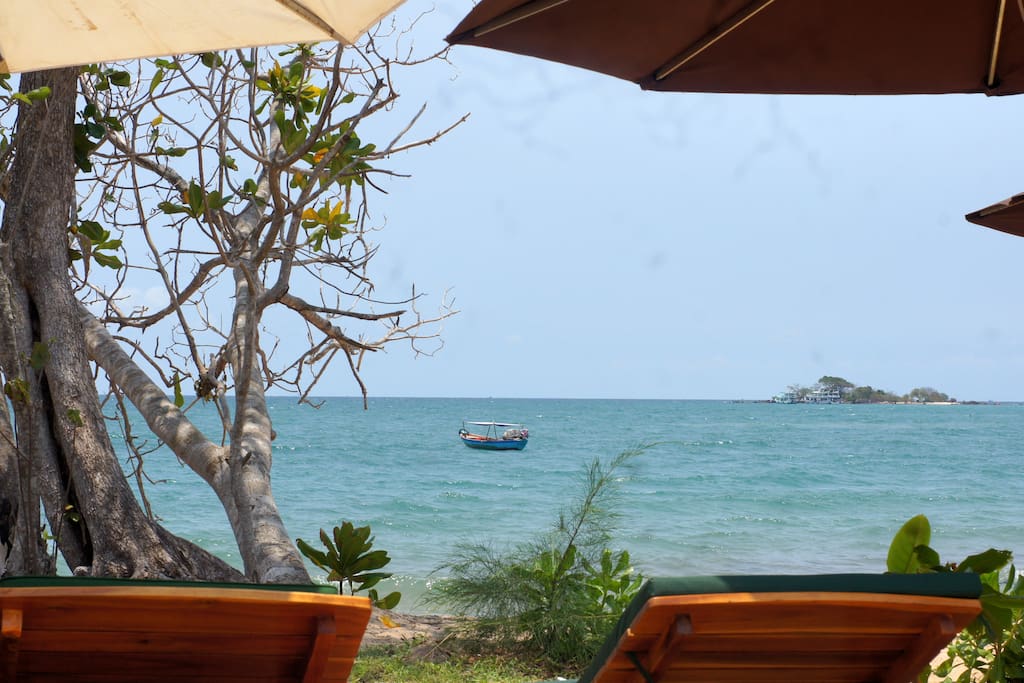 Gold Sand private beach
