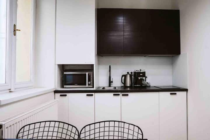 75m² Lovely & Stylish ♥  2bd Apt With 2 Bathrooms - Praga