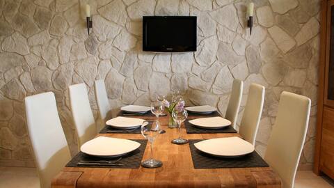Schweitzer Vacation Rental