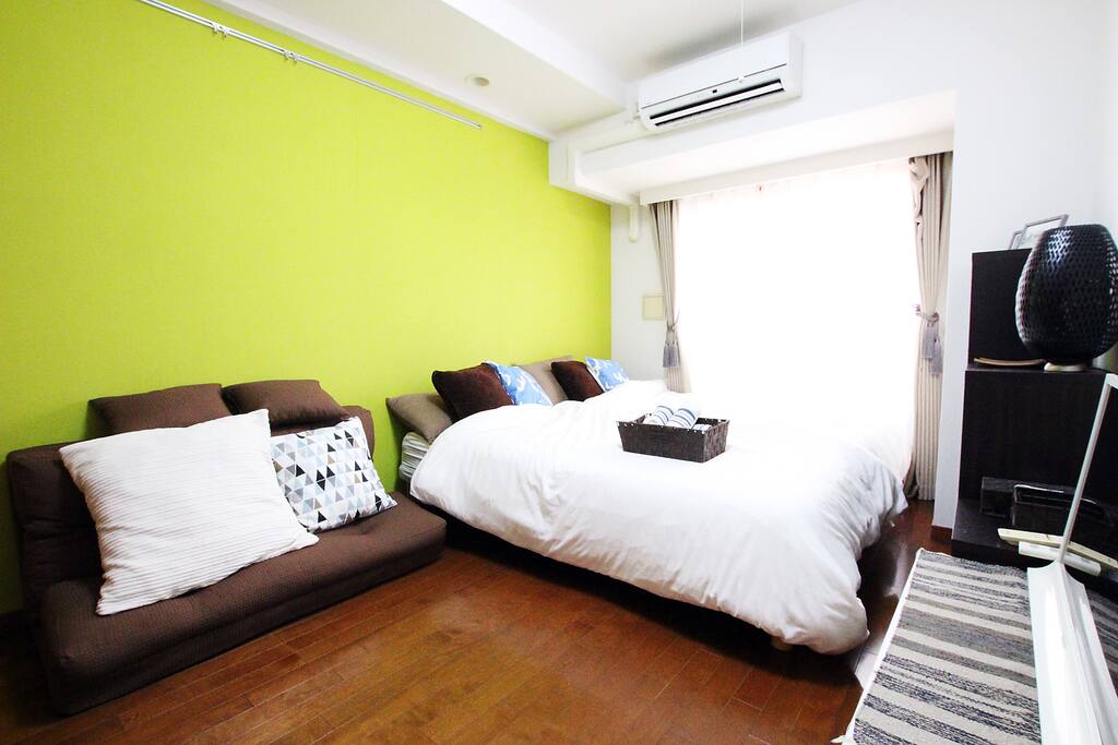 2 Single bed with 1 sofa convertible to a bed. Good for short and long stay.
