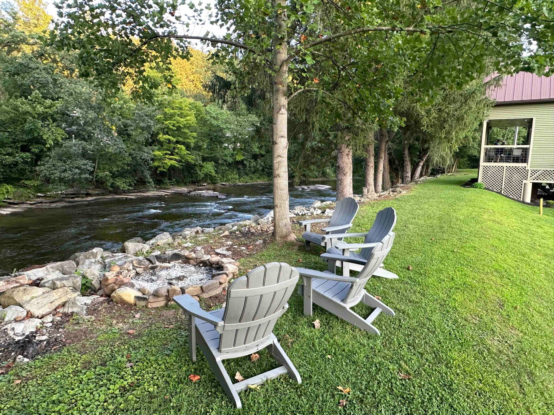 Parsons Riverside Retreat: Steps away from a rolling mountain stream and trails — photo 3