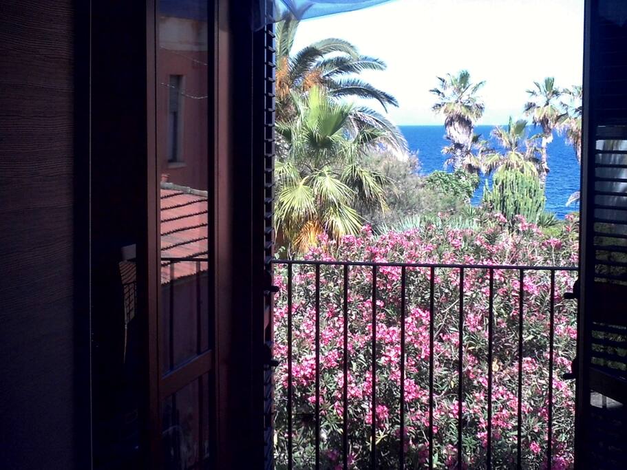 finestra camera letto 1