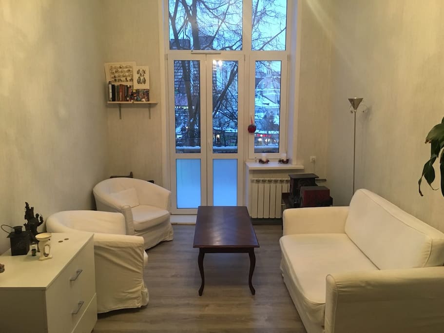 Room (with a balcony) 18 m / sofa