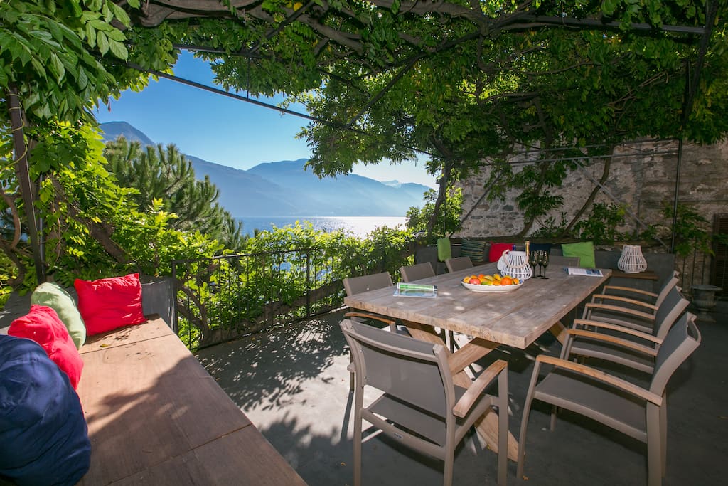 With a view on the lake
