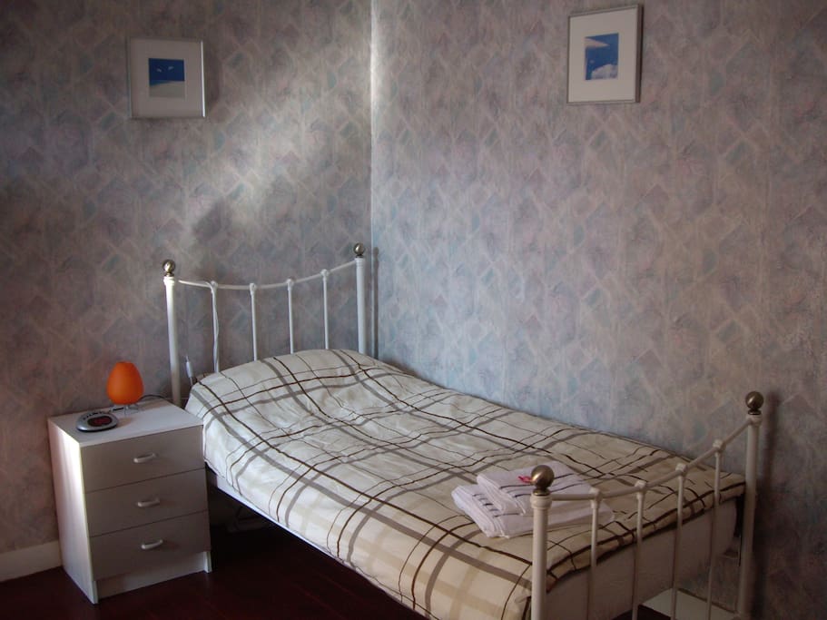 Room 1 - Single Bed