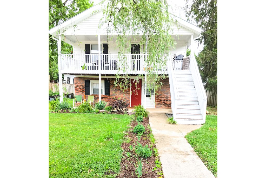 Downtown Main St. Brevard Apartment Apartments for Rent in Brevard, North Carolina, United States