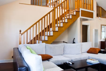 Private room in West Hollywood.