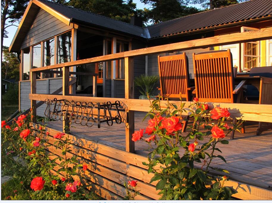 Stuga i Brissund med havsutsikt Cabins for Rent in Gotland