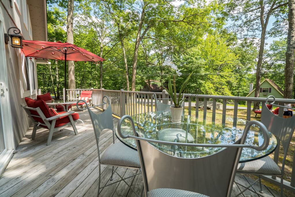 Sun deck