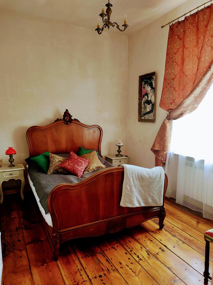 Bedroom East Apartment