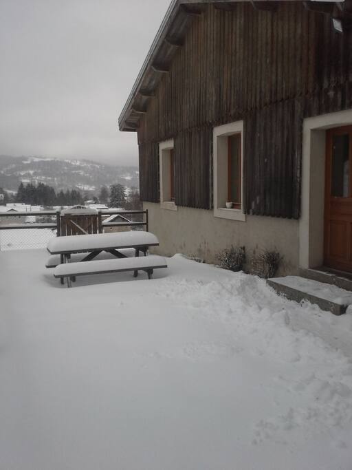 Entrée du gîte en hivers