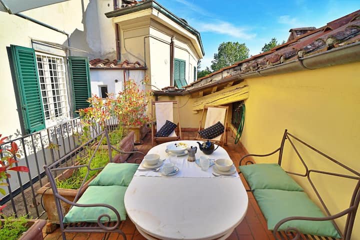 Luxury apartment “Caterina”, Lucca Center