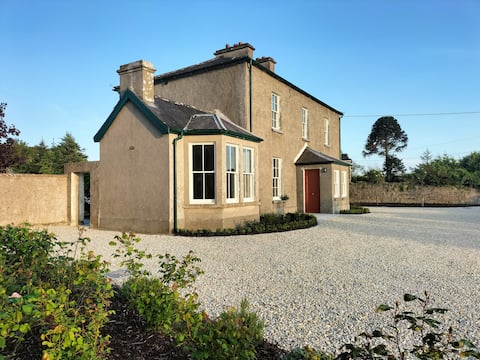 The Old Kirk and Manse

The Manse