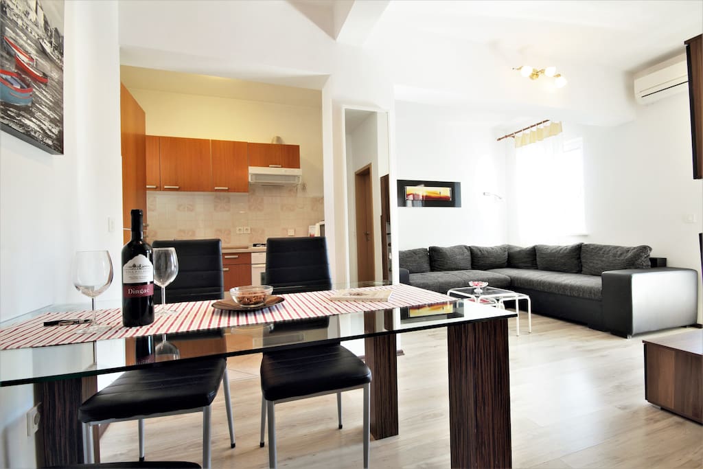 Living room dining room area