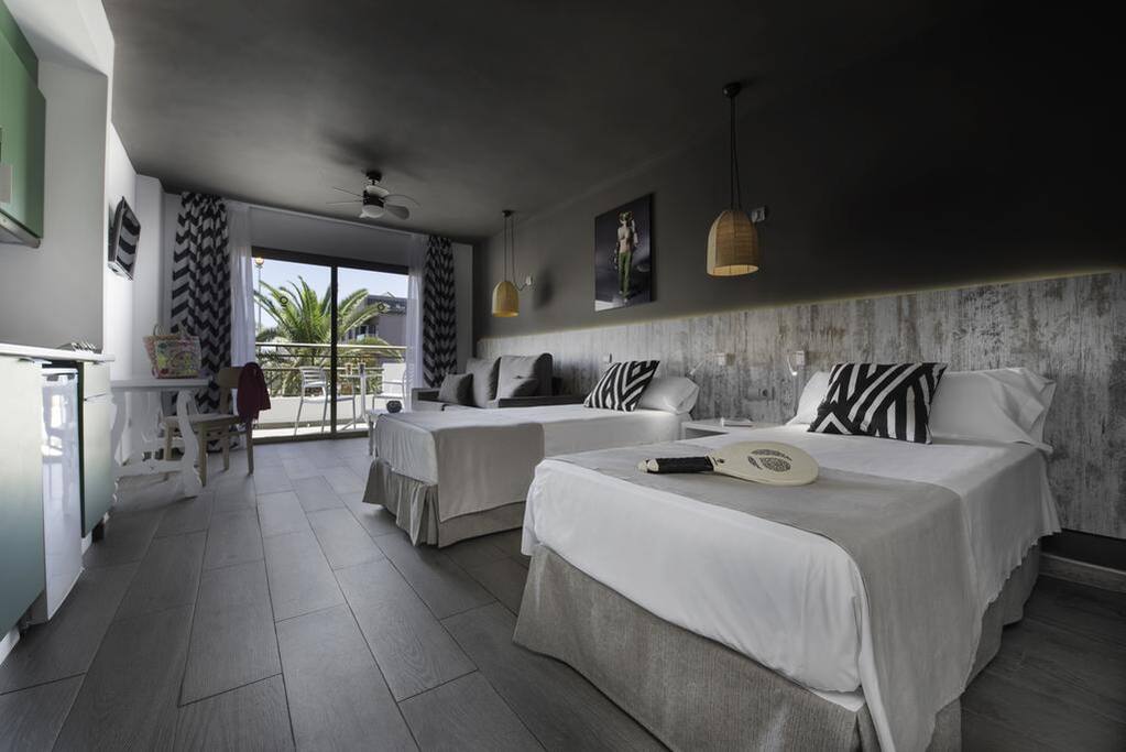 Bedroom example (2/3 guests apartment)
