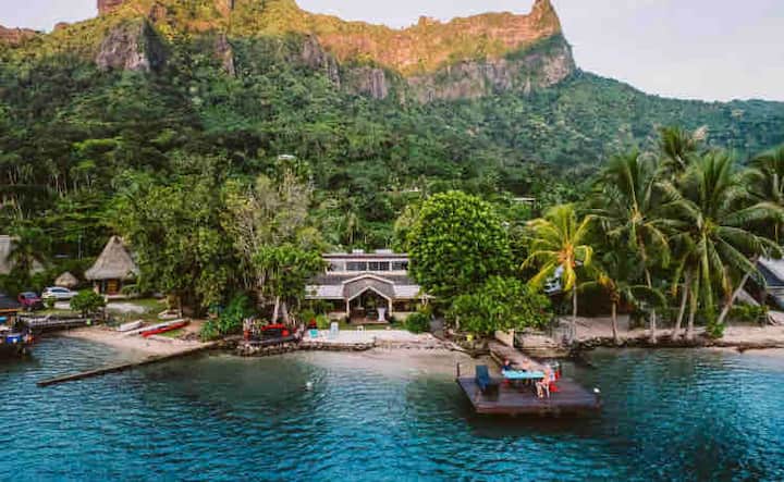 Our deluxe Cook's Bay Villa