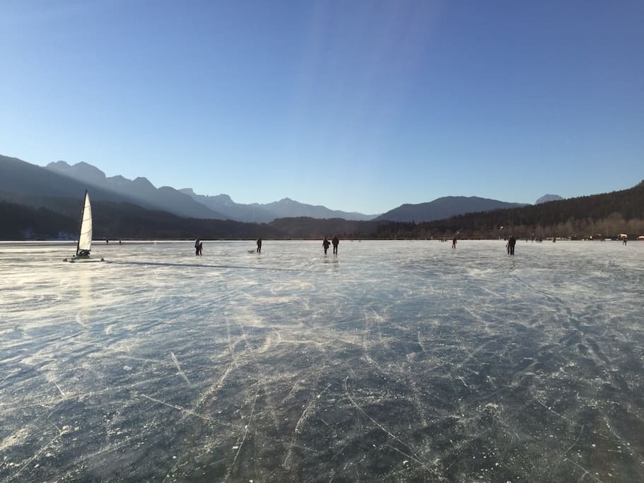Eislaufen auf dem Pressegger See