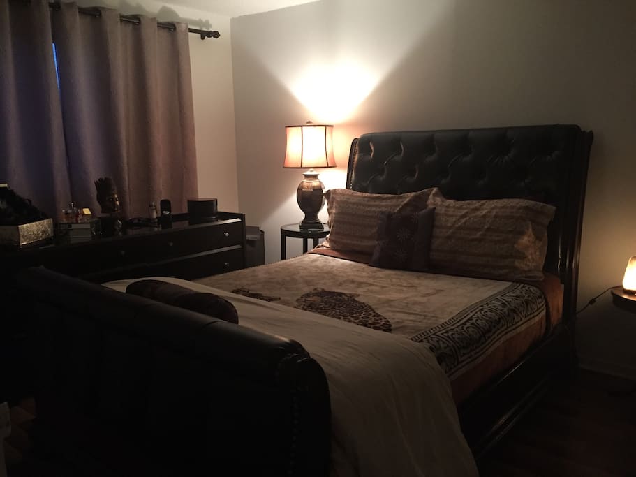 Bed room