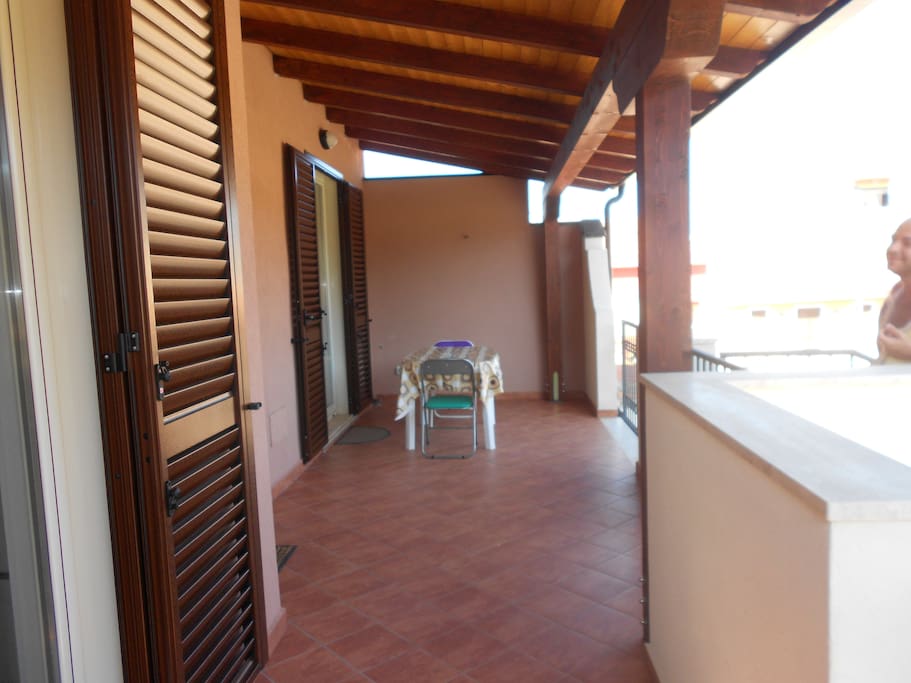 Veranda fronte principale