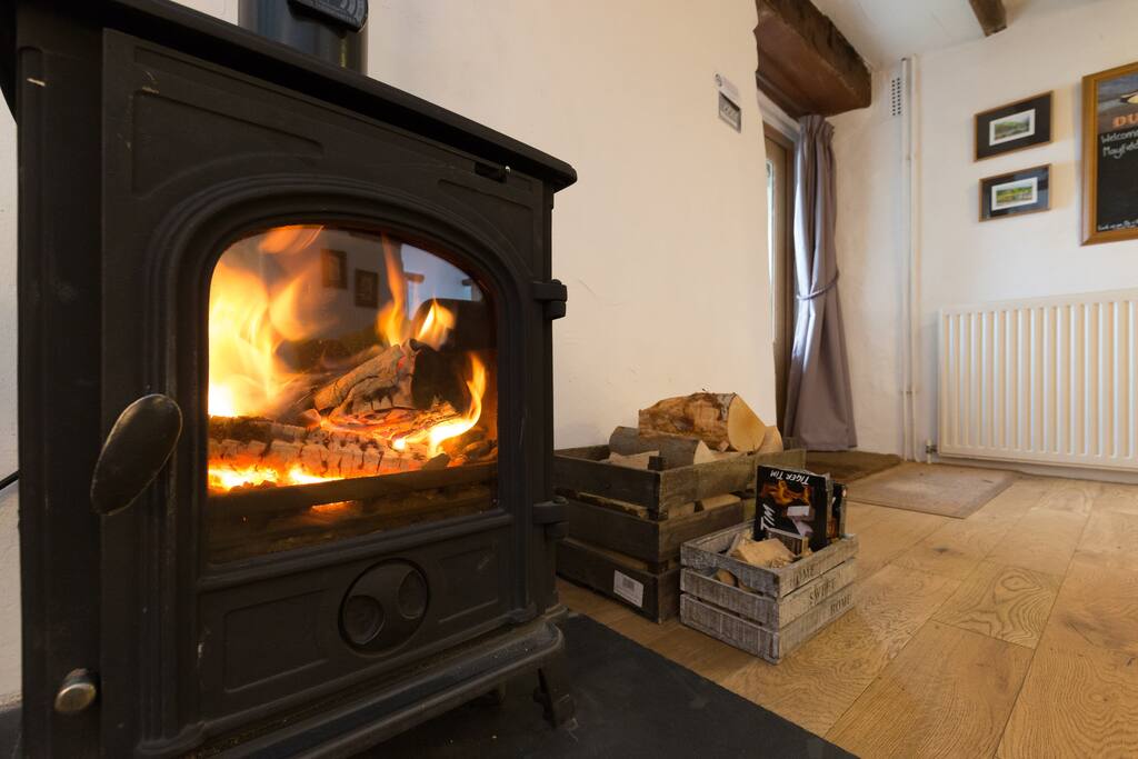 Cosy evenings after exploring the Peaks