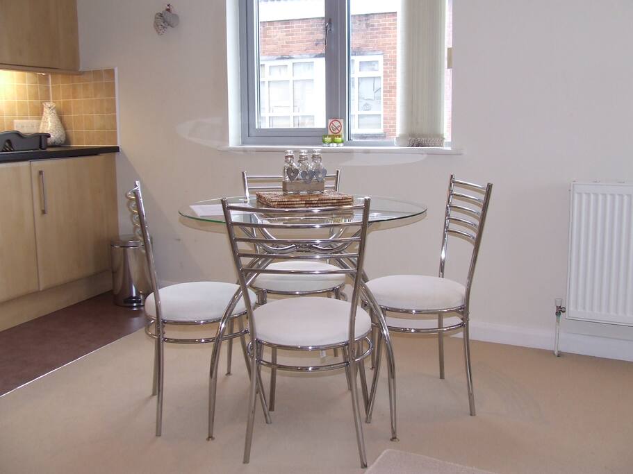 Plenty of space for 4 to dine