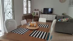 Lovely+White+Charming+House+%28House+of+Lumiere%29+%2A%2A%2A