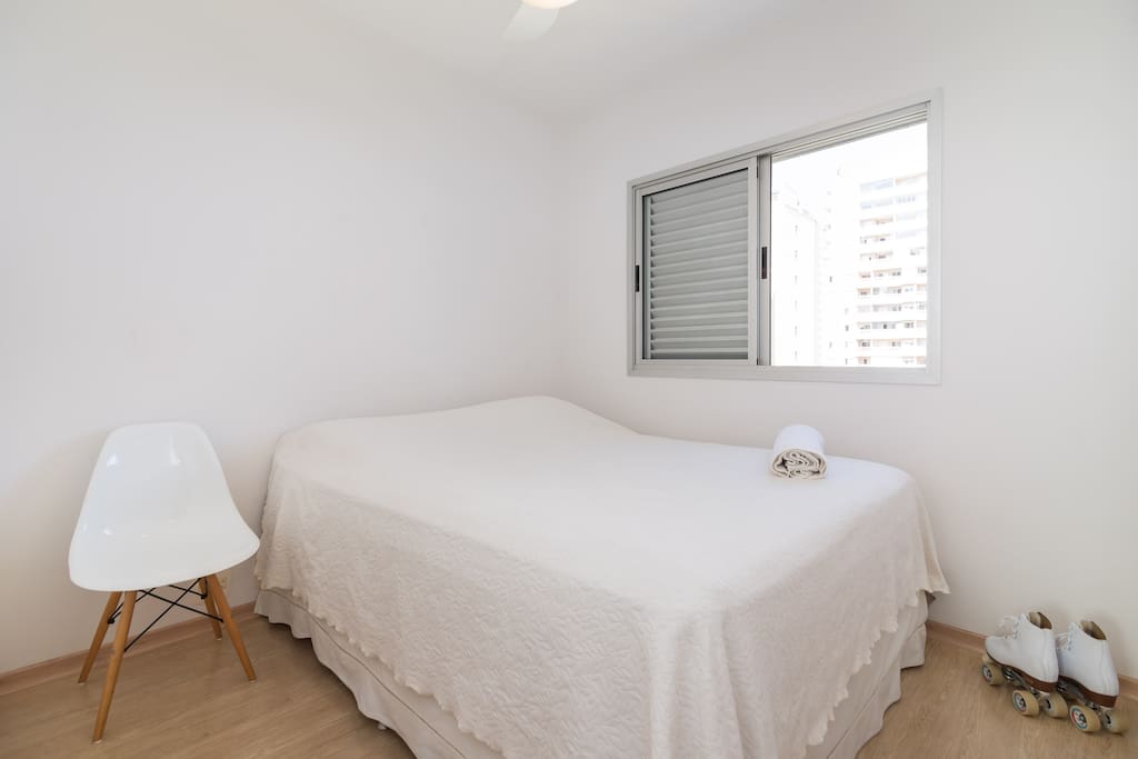 Bedroom Suite - Queen Size Bed