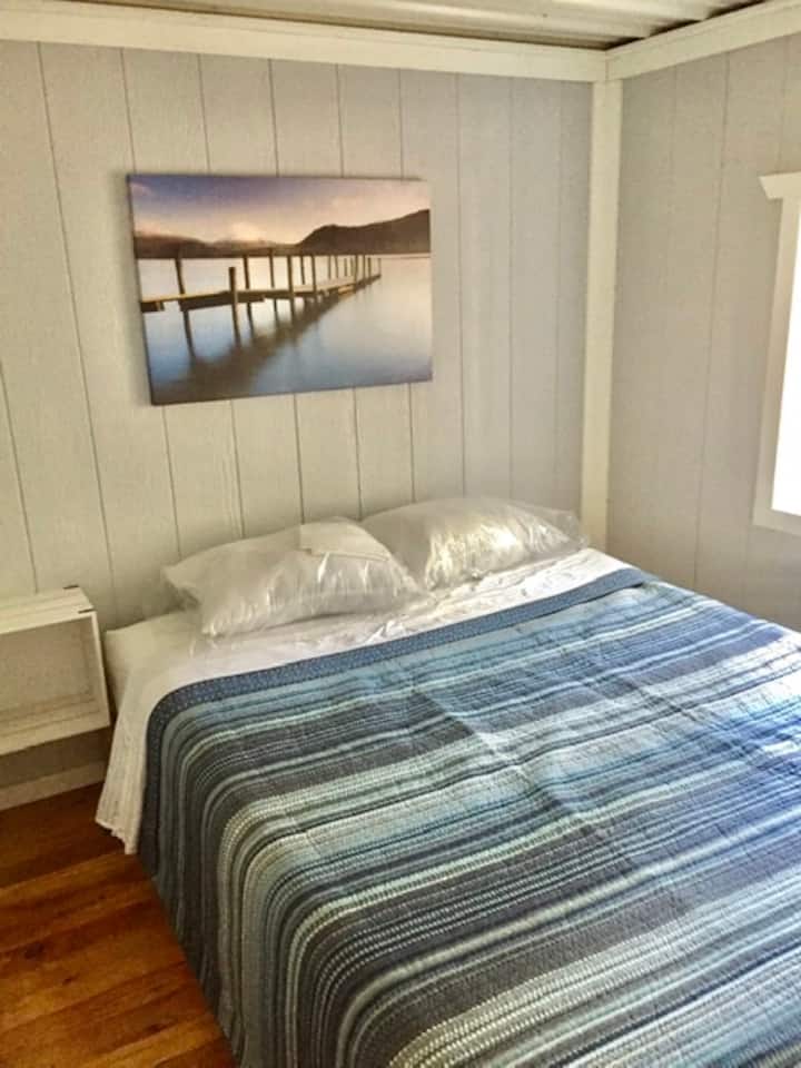 8 Best PetFriendly Cabins Near Tahquamenon Falls, Michigan Updated