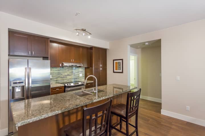 3 Bedroom Grand Suite with Mountain View