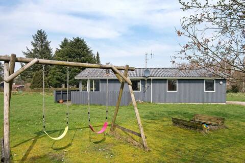 6 person holiday home in oksbøl