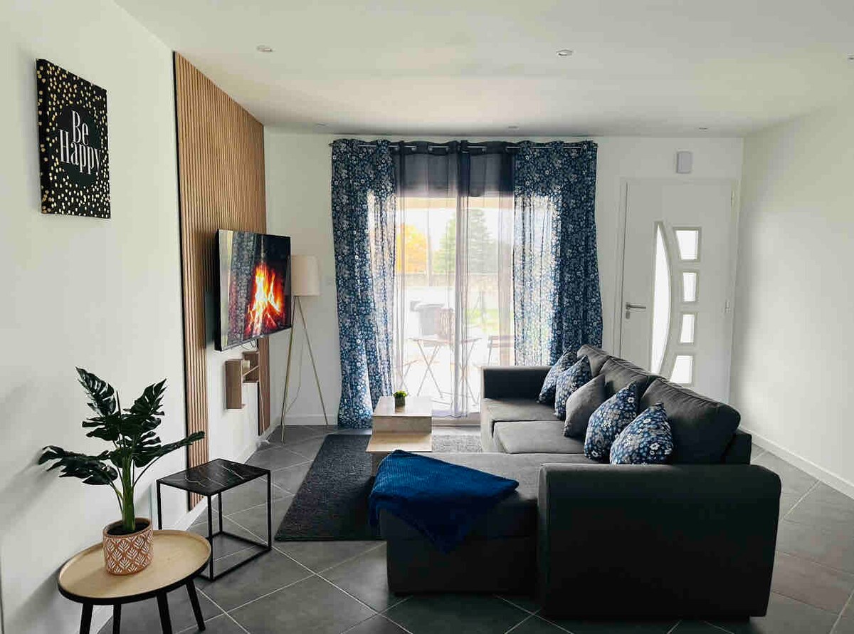 Popular Airbnb listing: The ELM Twin House in Lot Et Garonne