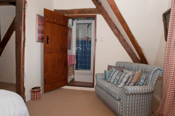 En suite to shower room from Church Room