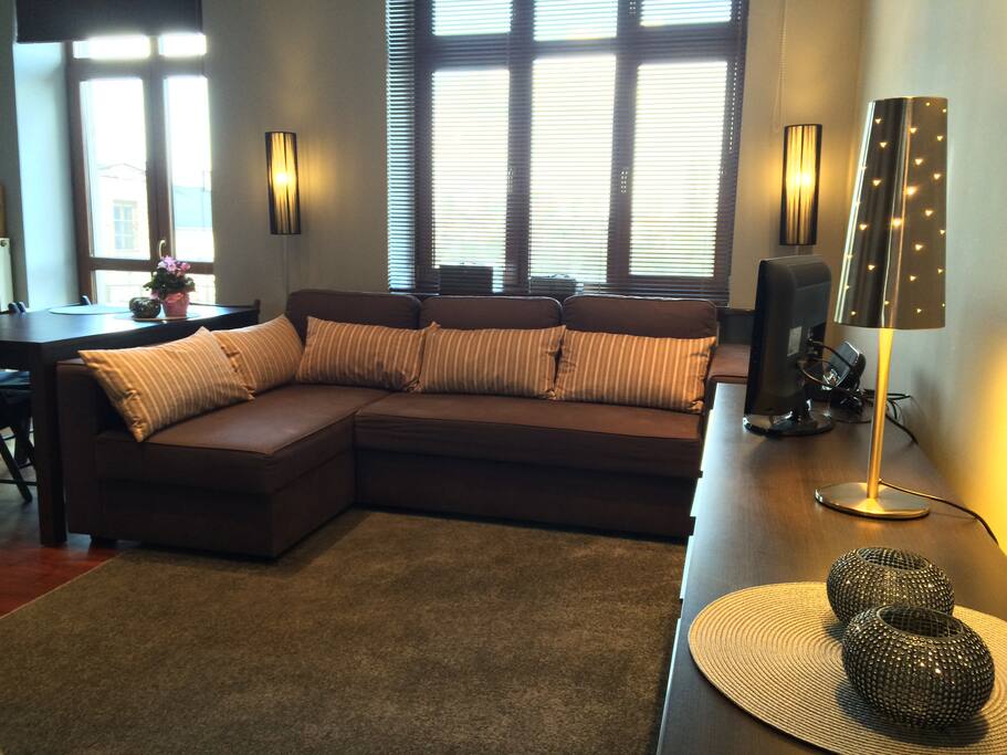 Open concept living room and kitchen