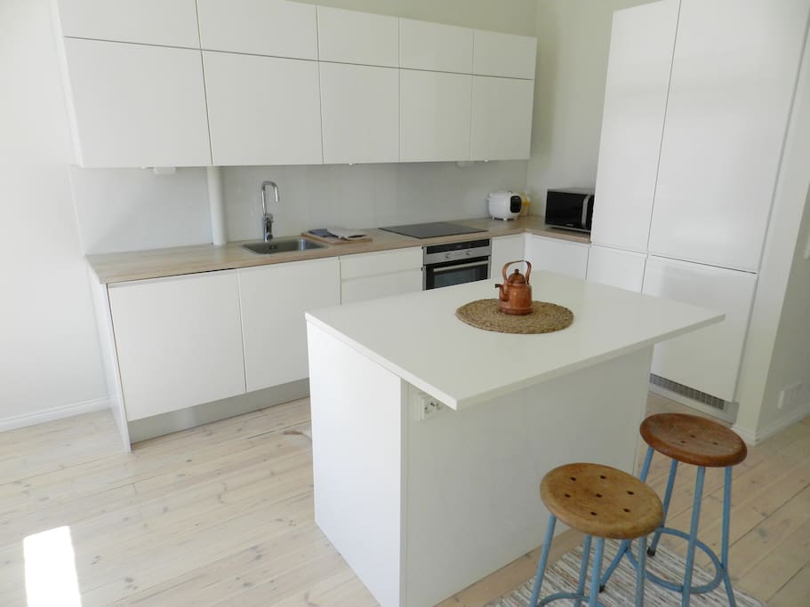 Full Kitchen